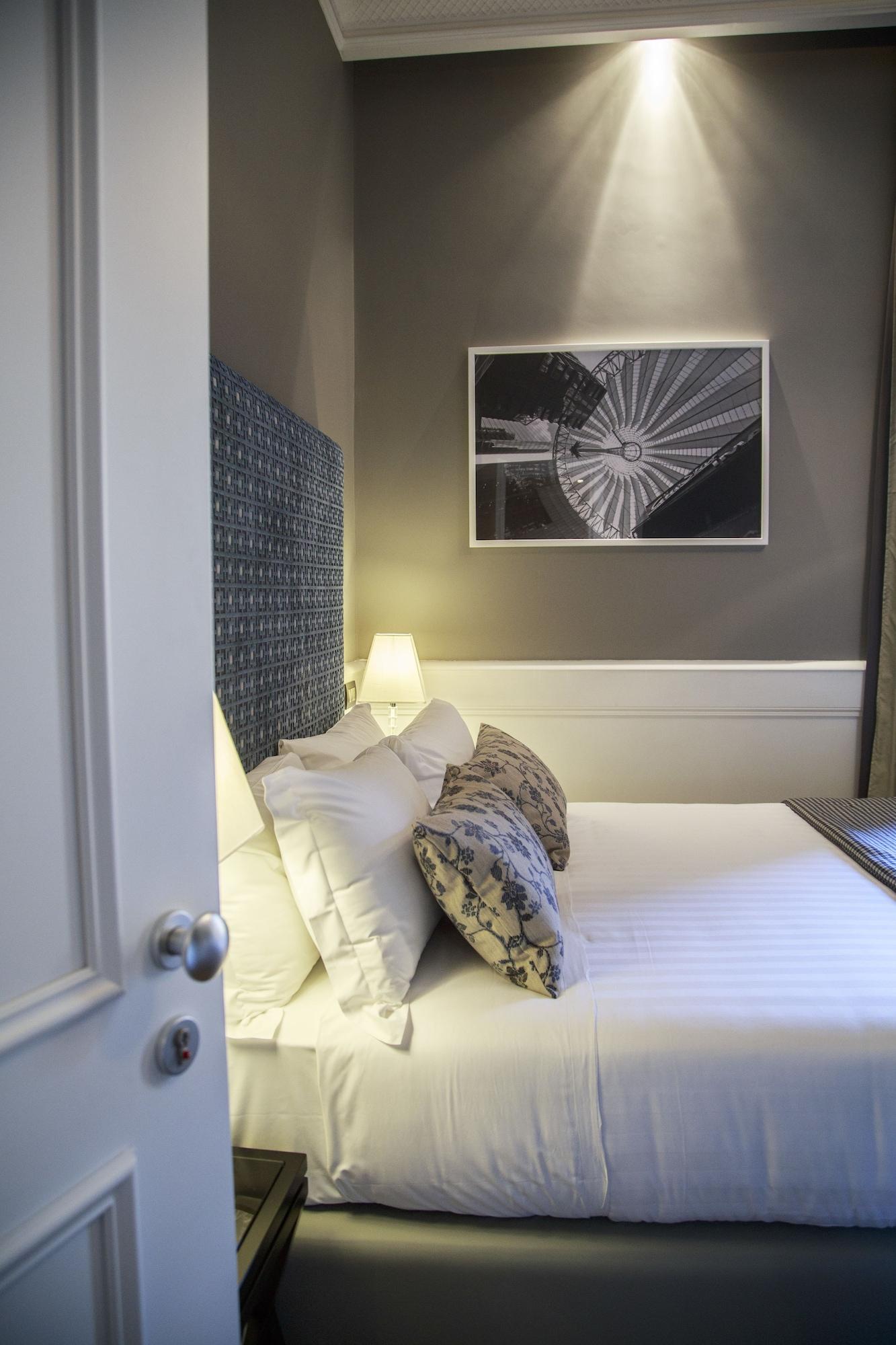 The Independent Suites Roma Exterior foto